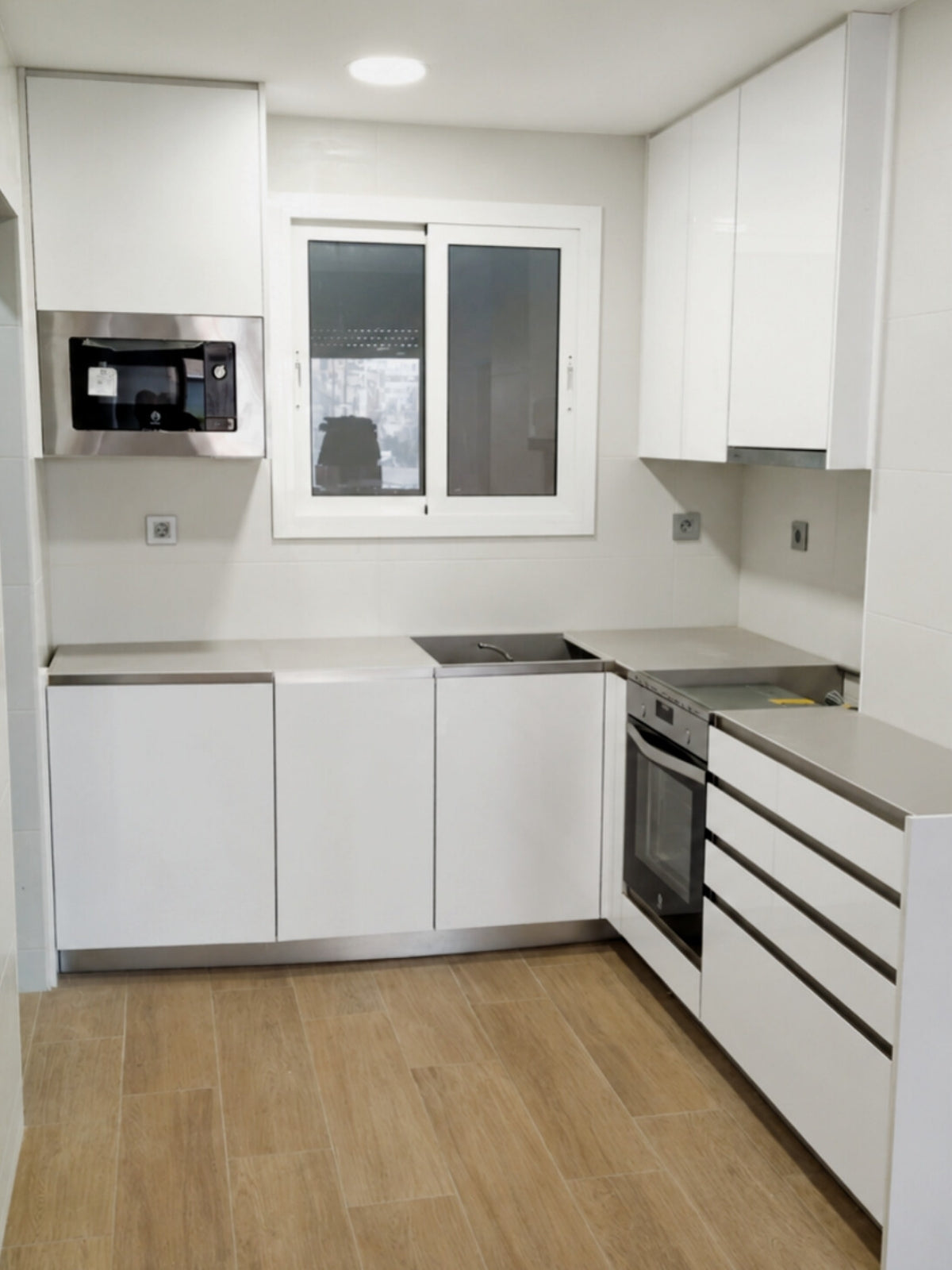 Cocina a medida fabricada y montada en Mataró